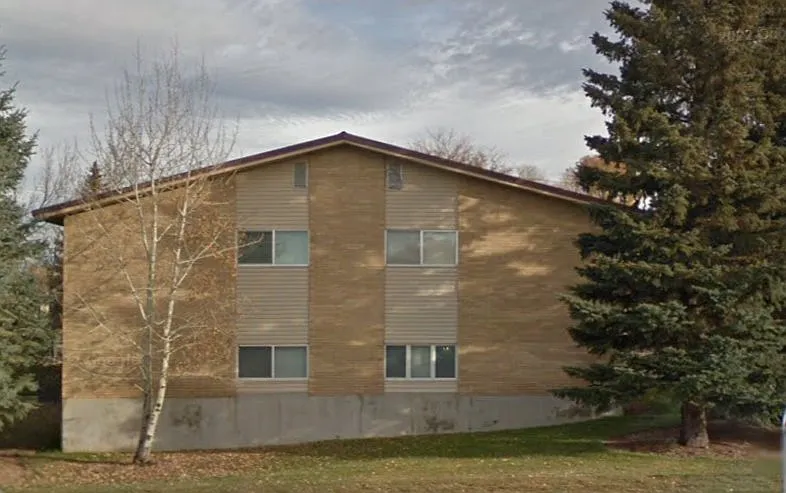 2 bed, 1.0 bath, $805 — Photo 4