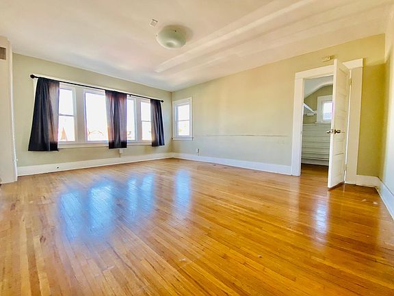 5th image of 3917 Halldale Ave #1/2