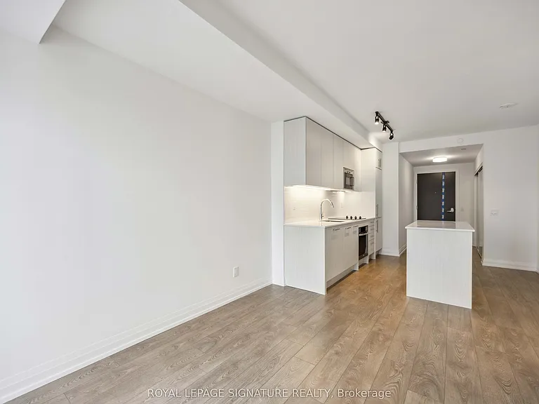 286 Main St #2405 — Photo 16