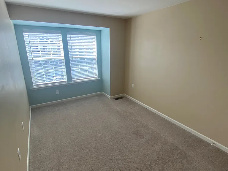 37 Cecily Way — Photo 24