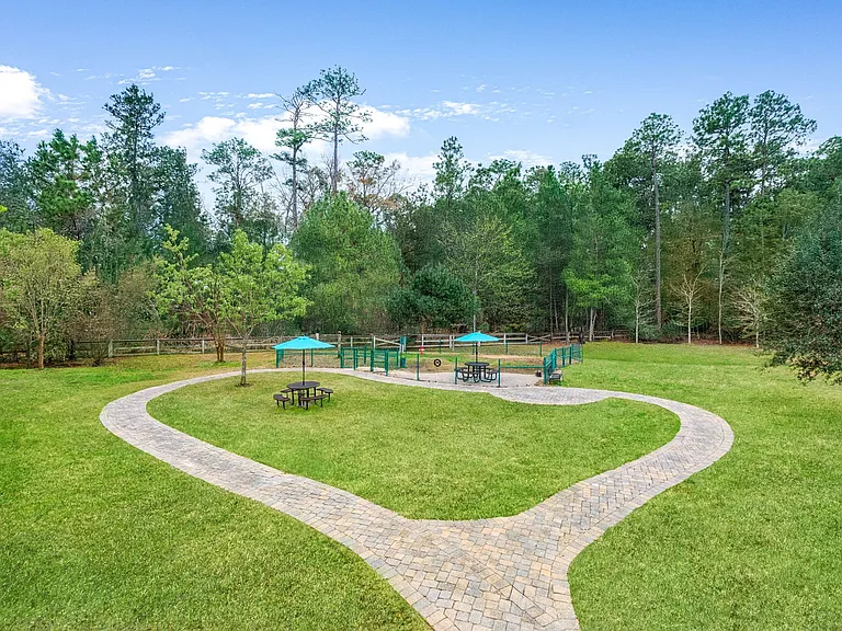 Brookstone Park — Photo 30