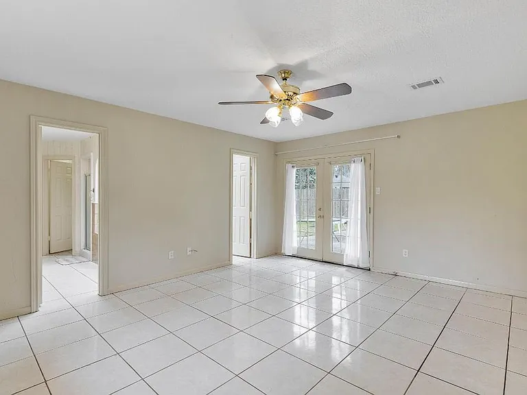 3339 Three Pines Dr — Photo 12