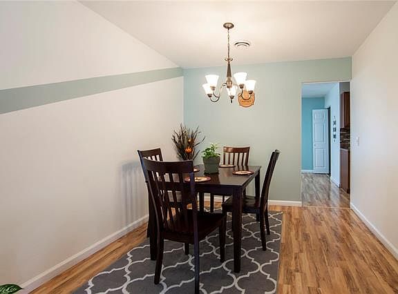 4th image of 2946 Caspian Ln