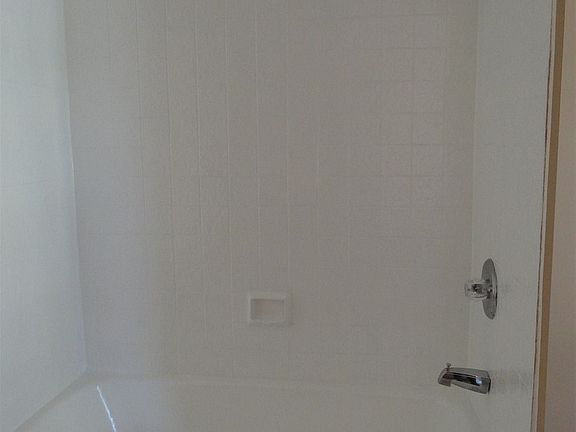 5th image of 1508 Glenn Ave