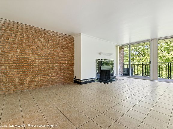 3rd image of 6000 Oakwood Dr APT 5B