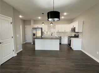 1020 Maple St, Waukee, IA 50263