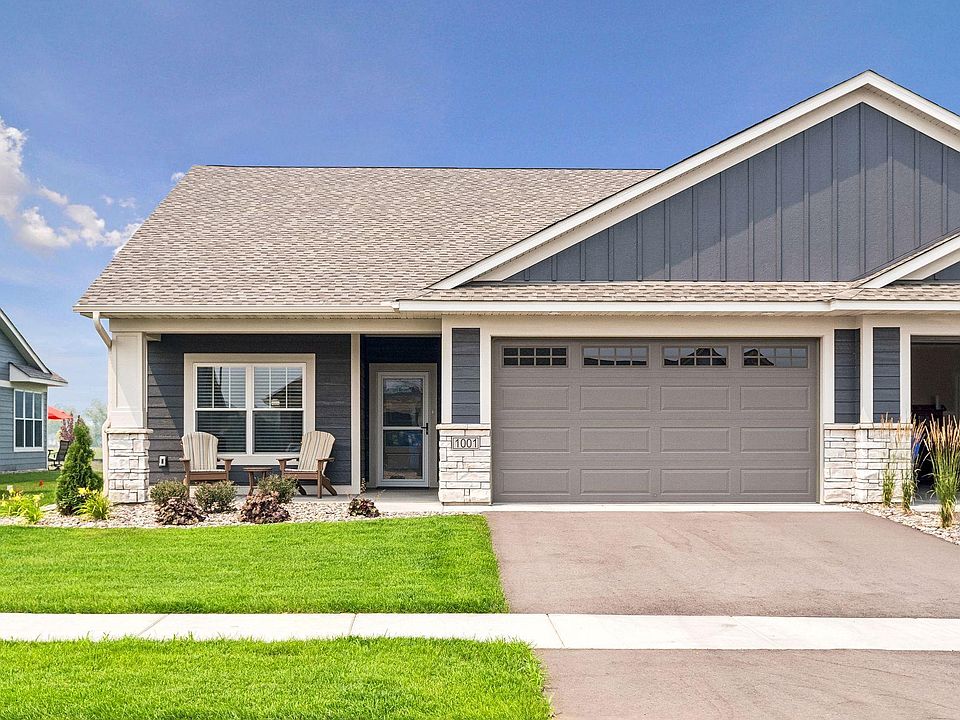 1st image of 1001 Turner Ln