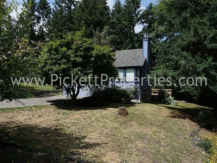 1st image of 8174 Autumn Hills Pl NE
