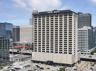 2016 Main St APT 1620, Houston, TX 77002