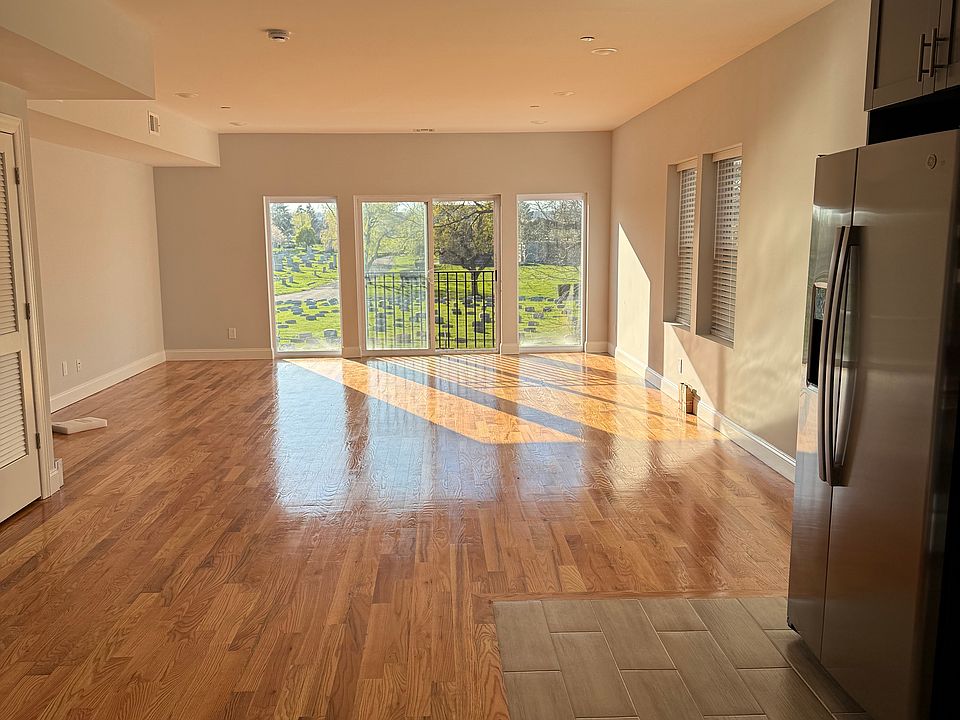 1st image of 162 S 12th St #2