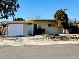406 Lilac Ln, West Sacramento, CA 95691