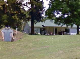 1615 McFadden Dr, Oakland, TN 38060