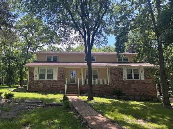 161 Country Club Dr, Hendersonville, TN 37075