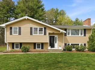 2 Breezewood Ln, Walpole, MA 02081
