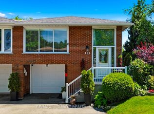 705 Eaglemount Cres, Mississauga, ON L5C 1N8