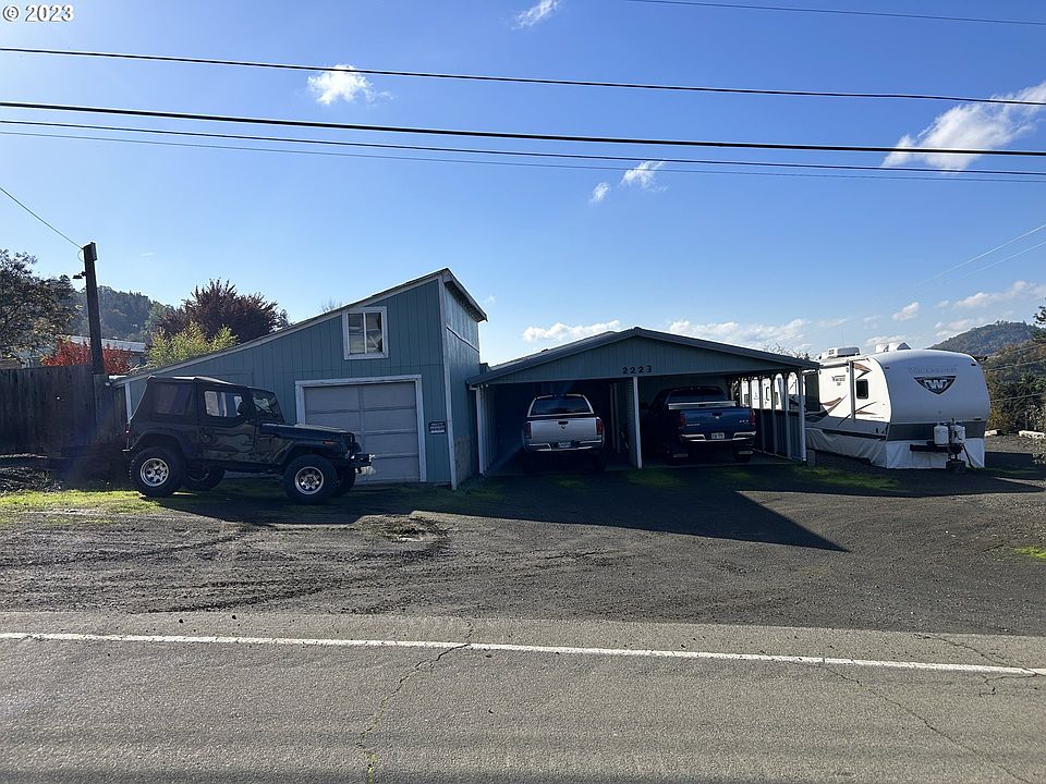 2nd image of 2223 Jackie Ave