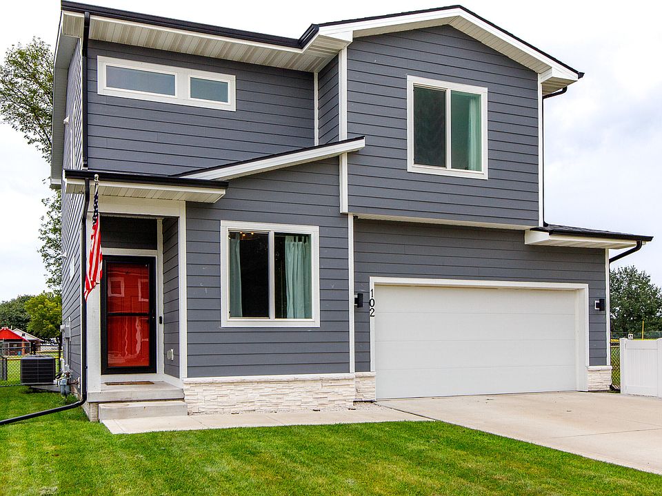1st image of 102 Destiny Dr