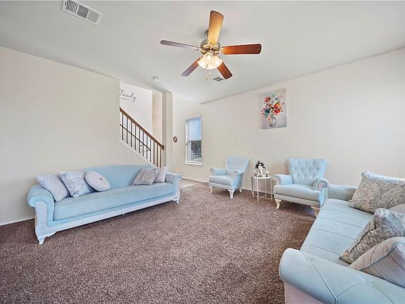 4th image of 6637 Burling St