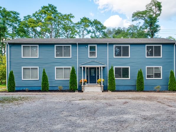10257 E Grand River Rd # 4