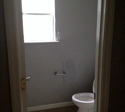 4th image of 2633 Louisa St