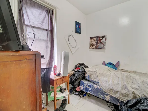 126 Kearney Avenue image 16 of 28