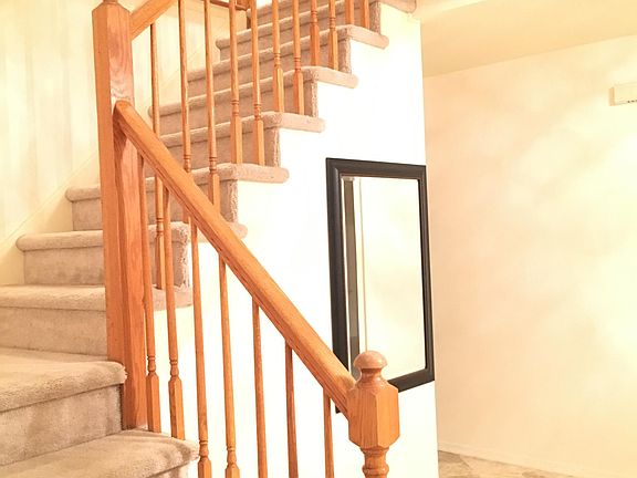 Inviting split-level foyer