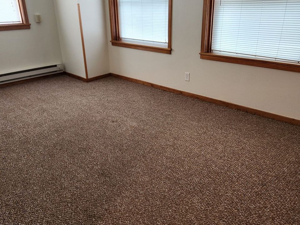 2nd image of 209 Gilman St #6