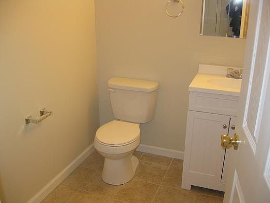 5th image of 806A Malabu Dr
