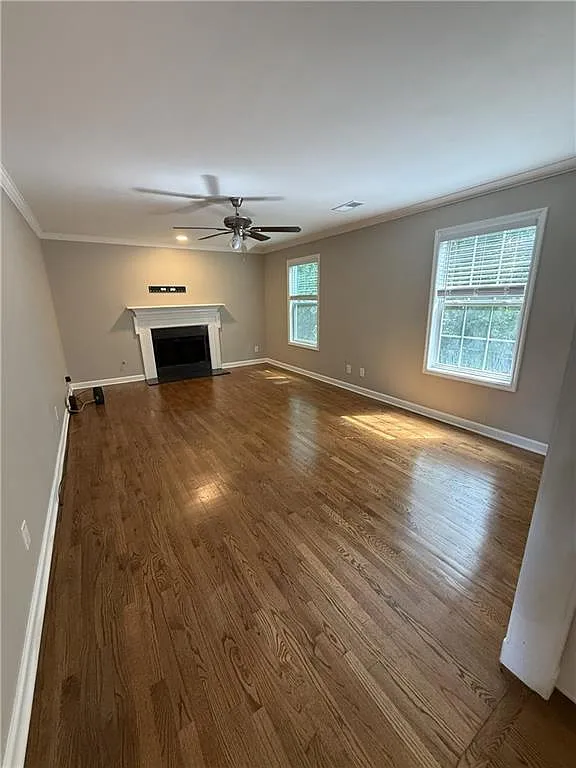 4 bed, 2.5 bath, 2008 sqft, $2,600 — Photo 3