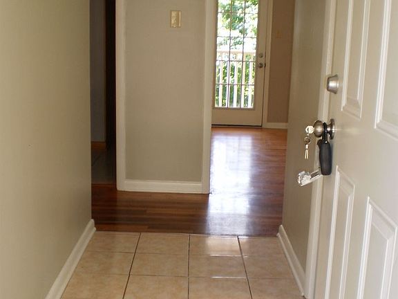 3rd image of 6112 Janmer Ln