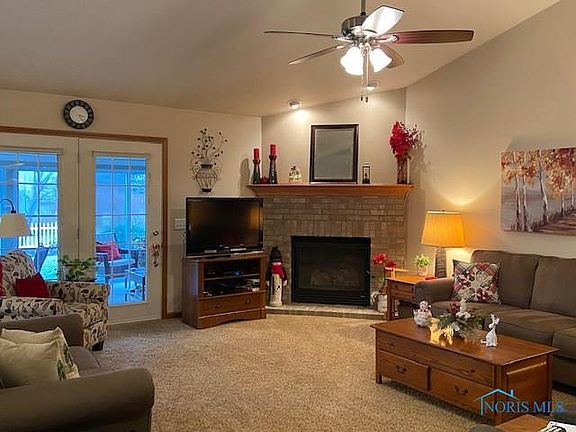 3rd image of 1488 Timberwood Dr