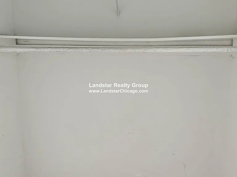 2853 W Berteau Ave #2 — Photo 10
