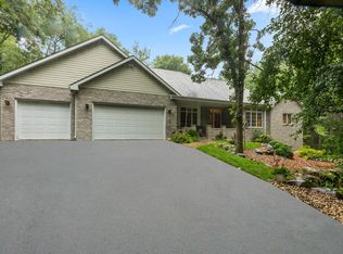 107 Ferris Dr, North Prairie, WI 53153