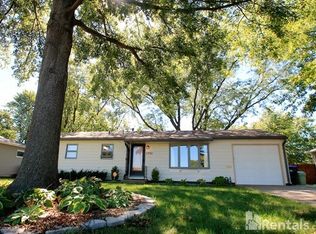 5701 SW 16th St, Topeka, KS 66604