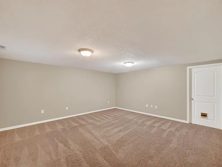 2548 Park Pl — Photo 16