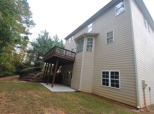 6053 Glencedar Ln, Atlanta, GA 30349