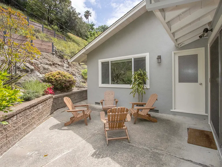 38 Paseo Way — Photo 23