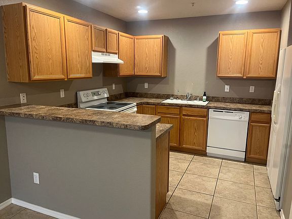 3rd image of 1350 Tanqueray Dr #2
