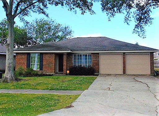 1st image of 3215 Vine Dr