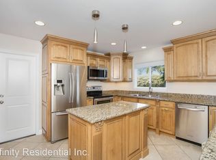 218 Highland St, Newport Beach, CA 92663