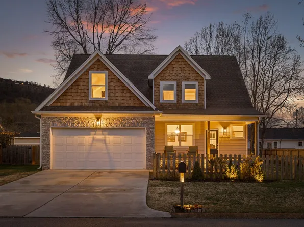 157 Willow Creek Dr, Soddy Daisy, TN 37379