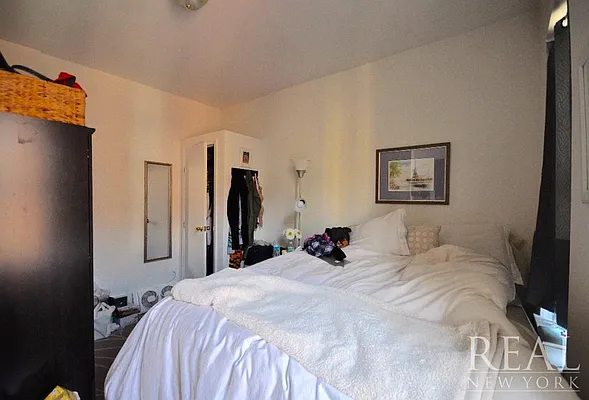 Rented by REAL New York | media 2