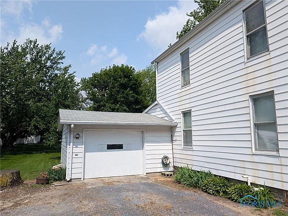 2nd image of 263 Maple Ave