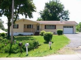 113 W South St, Neosho, MO 64850