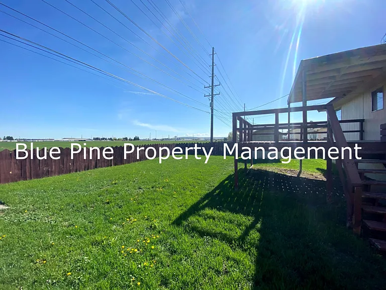 2215 Sykes Dr — Photo 14