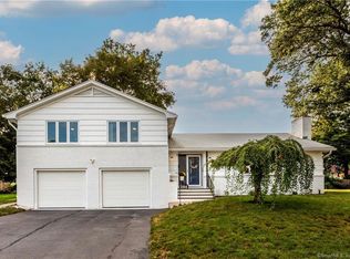 124 Rockwell Ave, Stratford, CT 06615