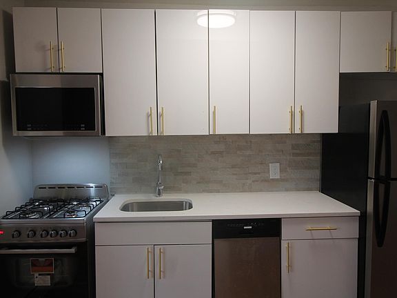 2nd image of 2465 John Fitzgerald Kennedy Blvd #3J