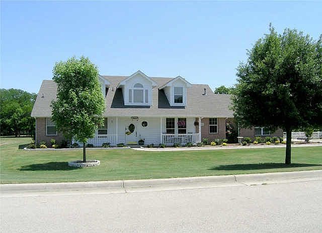 1st image of 4033 Running Brook Dr