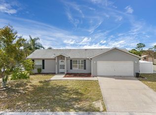 5203 Woodridge Ln, Spring Hill, FL 34609