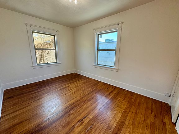 3rd image of 1264 Robinson Ave #1270